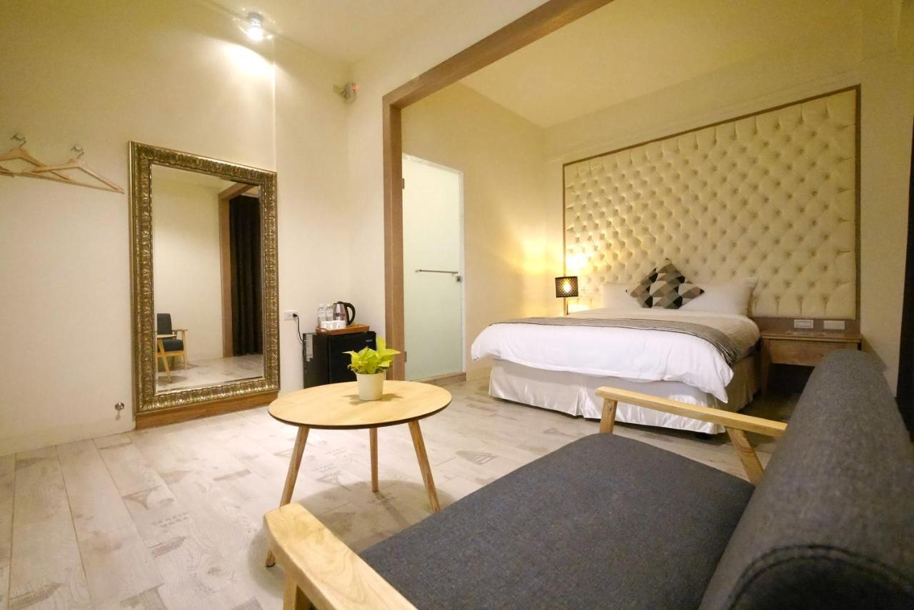 Flora Inn Tajnan Kültér fotó