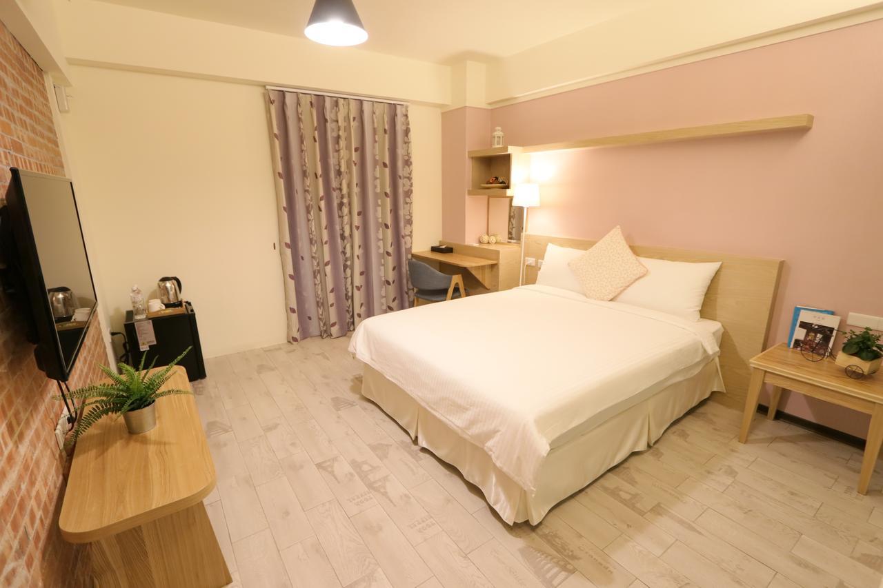 Flora Inn Tajnan Kültér fotó